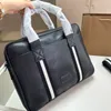 Lüks Tasarımcı Orijinal Deri Erkekler Evrak Çantası Klasik İş Bag Çok yönlü Postacı Çanta Çanta Bilgisayar Çantası Crossbody Bag Dizüstü Tag Gündelik Omuz Çantası