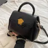 Designer Versage Bag Tote Bolsa de ombro Bola de Mensageiro Crossbody Mulher Mulher Mulher Summer Novo Bolsa de Maquiagem da Cadeia de ombro de ombro único