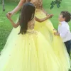 Flickaklänningar Elegant gul blomma ärmlös applikationsbollklänning barn kväll prom flickor fluffy tyllkage