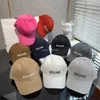 Modna Cord Cord Baseball Cap 645798 Letter C Luxry Hafdery Designer Casual Winter Hat Cap for Women Men Retro Design Men Golf Hat 2023