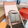 Designer Women Handbag Mailman Bag Tote Bag Shopping Adjustable and Detachable Shoulder Strap Zipper Opening and Closing Plain Bag