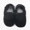 Första vandrare 2023 Baby Leather Girls Shoes for Booties Moccasins Fashion Fringe Walks 0-18m 10 färger