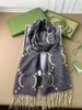 Kaszmirowy szalik projektant wełny szalik litera zima echarpe pełna litera gruba prosta po stronie sciarpa grey brązowy czarny szal de luksus luksusowe szaliki moda fa07