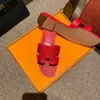 Pantofole firmate Sandali piatti in pelle per donna Donna Estate Casual Moda Lusso Classico Solido Scivoli da spiaggia Scarpe da casa con scatola