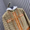 冬の女性ウールラムコートジッパーファッション幾何学パターン女性ジャケットサイズ
