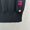 مصمم تي شيرت النساء تشان هوم 2023 الصيف تي شيرت طباعة طباعة مثيرة قمم من أعلى الدرجة قميص غير رسمي أزياء OOTD CCCC Letters Knitwear Polo Mother's