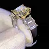 Nya trendiga vita guld S925 Silver 10K 14K 18K Solid Gold High Quality Vivid Yellow Color Moissanite Diamond Engagement Rings