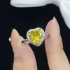 Luxury Heart-shaped Imitation Citrine Open Rings for Women Elegant Shiny Zircon Rings Wedding Engagement Jewelry