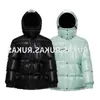 Designer masculino Parker Hooded Down Jacket Mulheres Londres Inglês Marca de Luxo Casaco para Clássico Bolso de Peito Crachá Preto e Vermelho Design Listrado Quente Dt3e