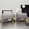 Bolsas de ombro deslumbrantes Luxuris Designers de ouro