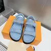 2023 Top Designer Femmes Sandales Peseo CONFORT Chaussures Plates Femmes Mocassins D'été À L'extérieur De La Piscine Plate-Forme Diapositives Chaussures Avec Boucle En Cuir Denim Bleu Pantoufles