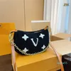 Sac à bandoulière en forme de pois en peluche d'hiver, sac sous les bras de styliste pour femmes et hommes, mode en laine d'agneau, sacs à bandoulière 7A