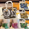 Luxurys Designer Femmes Accessoires Graffiti Sac fourre-tout France Marque L Jamais et monogrammes complets Modèle en cuir Shopping Sacs à main Lady Sacs à bandoulière avec pochette MM Taille