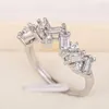 Cluster Ringe Mode Geometrische CZ Fingerring Für Frauen 3 Metallfarben Tägliches Tragen Modernes Temperament Weibliche Accessoires Trendiger Schmuck