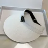 Moda kadın güneş vizör tasarımcısı vizörler şapka casquette lüks marka sunhat erkekler çim örgü güneş kabuğu açık hava gündelik başlık ayarlanabilir hasır şapka