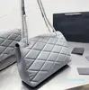 Flip Designer-Tasche Schultertasche Damen Taschen Handtaschen Taschen Tragetasche Schwarzes Kalbsleder Klassisch Diagonalstreifen Gesteppte Ketten Geschenke 22 Reisen Urlaub Party