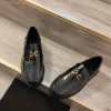 Geklede schoenen metalen logo loafers schoenen gepolijst koeienhuid klassieke loafers comfortabele schoenen dames designer schoenen fabrieksschoen