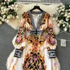 Basic Casual Women Kleider Frühlings Sommer Landebahn Barock Chiffon Maxi Kleid Deep gegen Neck Langarm Print Holiday Party Split Robe Vestidos