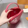 Tasarımcı Kadınlar Pop My Heart Love Omuz Çantası Fransa Lüks Marka L Monogramlar Nakış Deri Crossbody Çantalar Leydi Zincir Kayışı Üst Saplı Mini Debriyaj Çanta