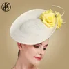 Stingy Brim Hats fs Beige White Kentucky Big Feartanats для свадебных волос коктейль церковных шляп Элегантные женщины Федора Леди.