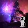 Astronaut Led Night Light Galaxy Star Projector, Starry Lamp verstelbare AMRS en gehoord, afstandsbediening Party Licht USB Familie Living Children Room Decoratie Geschenk