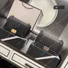 Oro 5a Top Negro Calidad Marca de lujo Diseñador de hombro Bolsos de mujer Monedero Caviar Piel de cordero Cuero Cadena de plata Cadena cruzada Embrague Pochette Bolsa envolvente