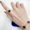 Vanlies Cleeflies Clover Bracelet 2023 New 18K Rose Gold Titanium Steel Four-Leaf Clover Bracelet for Girls Light Luxury HighS