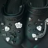 Pièces de chaussures Accessoires Vintage DIY Croc Charms Whole Set Chaussures Décorations Sabots Accessoires Rivet Zapato Decoraciones Mode Tendance Vitalité 230403