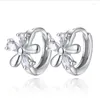 Hoopörhängen Fashion Child 925 Sterling Silver CZ Plum Blossom Flower for Women Girl Piercing Huggie Earring Oorbellen