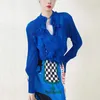 Damskie bluzki wiosna/lato stały kolor Kurtka długoterminowa Miyak Folds Fashion Heavy Industry Flower Bud Design Elegancki swetra