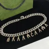 Dubbel bokstav hänge halsband designer smycken kristall fjäril halsband kvinnor färgade diamant kassakedja halsband kuba hip-hop unisex halsband smycken
