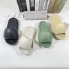 Designer tofflor män skumsandal Sea King Green Bubble Slipper förtjockade ett ord Slippe Slides skostorlek 40-45