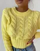 Kvinnors tröjor 2023 Kvinna O Neck Knit flätad långärmad tröjor TRINGA LÖST JUMPER TOPS Höst Yellow Women Casual Weaters Top