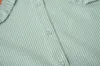 Blusas de mujer Blusa de rayas verdes de un solo pecho Ropa de mujer 2023 Manga larga Waveselvedge Turn-down Collar Camisa dulce coreana Mujer