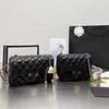 Bolsas de ombro deslumbrantes Luxuris Designers de ouro