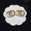 Kvinnors designer örhängen mode märke älskar örhängen lyx full diamantörhängen kvinnors födelsedagspresent hög kvalitet 316l titanium stål designer smycken