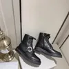 Designer Kvinnor Ankel Boot Travel Sneaker Kvinnor Matinskor Läder LACE UP Fashion Platform Sneakers Lady With Water Drill Solid Color Black Shoes