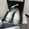 Canale estate donna viaggio Scarpe eleganti sandalo firmato di lusso Nuova sneaker da donna Piattaforma da passeggio Mocassini con mulo Pantofola Scarpa da pescatore in pelle piatta per esterno Con scatola