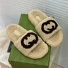 Vinterdesigner Chanel Slipper Women Platform Furry Slide Black Fluffy Sandals Wool Flat Mule Room Snow Fur Sliders Thich Botten Högkvalitativ