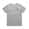 Spela Desiger Men's T -skjortor Bomulls andningsbara CDG -mäns tee -skjortor Commes Des Embroidery Heart Women Tops Garcons Kort ärm Casual Loose Coupon Shirts