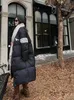 Парки в Корейском стиле, новинка 2023 года, женская утолщенная теплая куртка средней длины на пуху средней длины с вышивкой и маленькой фигуркой