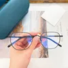 Lunettes de soleil pilotes pour femmes, Design de marque à la mode, lunettes de soleil de voyage pour femmes, lunettes dégradées, lentilles de prescription peuvent être personnalisées avec boîte et étui