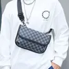ストリートメンズメッセンジャーバッグPUトレンディな格子縞の携帯電話バッグ男性用ファッションショルダーバッグ