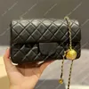 Borsa firmata a quadri Nove colori Pallina dorata Classica pelle trapuntata con diamanti 2024ss Hardware Tracolla a catena con patta intrecciata Mini borsa a tracolla da donna di lusso