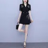 Kvinnors träningsdräkter sommar två stycken 2023 Est Fashion Shorts Suit Tassel Kort ärm Simple Korean Slim Chic Professional Office Work Set