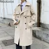 Herrgravrockar yasuguoji mode lös dubbelbröst kappa män jacka avslappnad överrock vindbrytare fast färg lång bälte s 230404