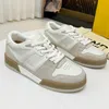 Designer Luxury brand Fendyitys Match Casual shoes Men Women Leather Vintage Splice Fashion Low Platform Sneakers Outdoor Trainers