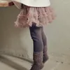 Byxor barn byxor 2023 Autumn Winter Korean stil flickor sammet mesh falska två leggings prinsessa söta avslappnade enkla kulottar