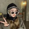 Berets Koreanische Retro Kontrastfarbe Balaclava Hüte Für Frauen Winter Mode Warmer Schal Integrierter Gehörschutz Gestrickte Mützen Kappe