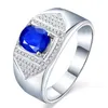 Rings de cluster Trendy Blue Crystal Topaz Sapphire Gemtones Diamones For Men 18K White Gold Silver Color Jewelry Bands Acessórios